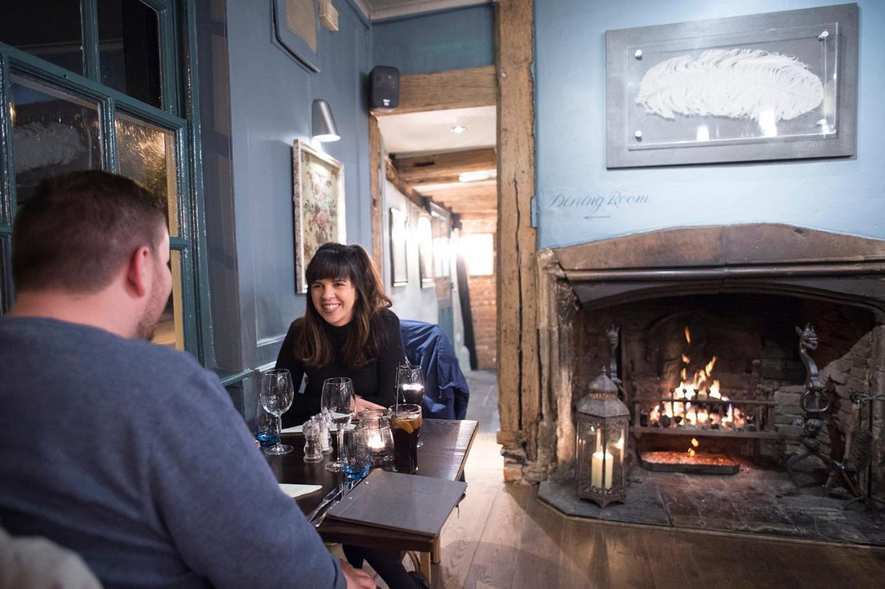 The Ostrich Inn Colnbrook London Heathrow Σλόουθ Εξωτερικό φωτογραφία