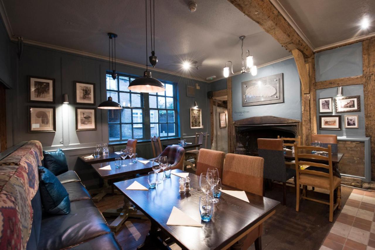 The Ostrich Inn Colnbrook London Heathrow Σλόουθ Εξωτερικό φωτογραφία