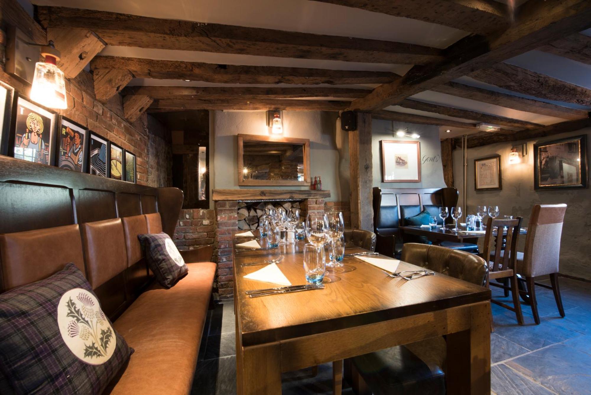 The Ostrich Inn Colnbrook London Heathrow Σλόουθ Εξωτερικό φωτογραφία