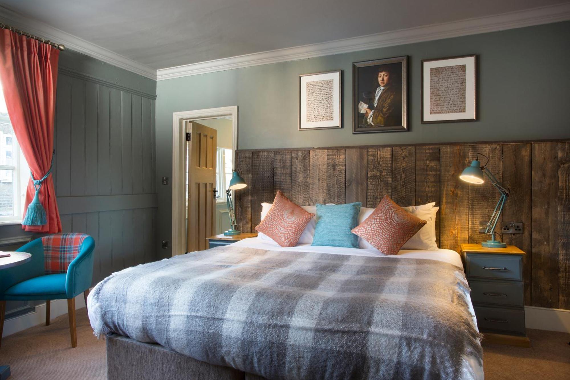 The Ostrich Inn Colnbrook London Heathrow Σλόουθ Δωμάτιο φωτογραφία