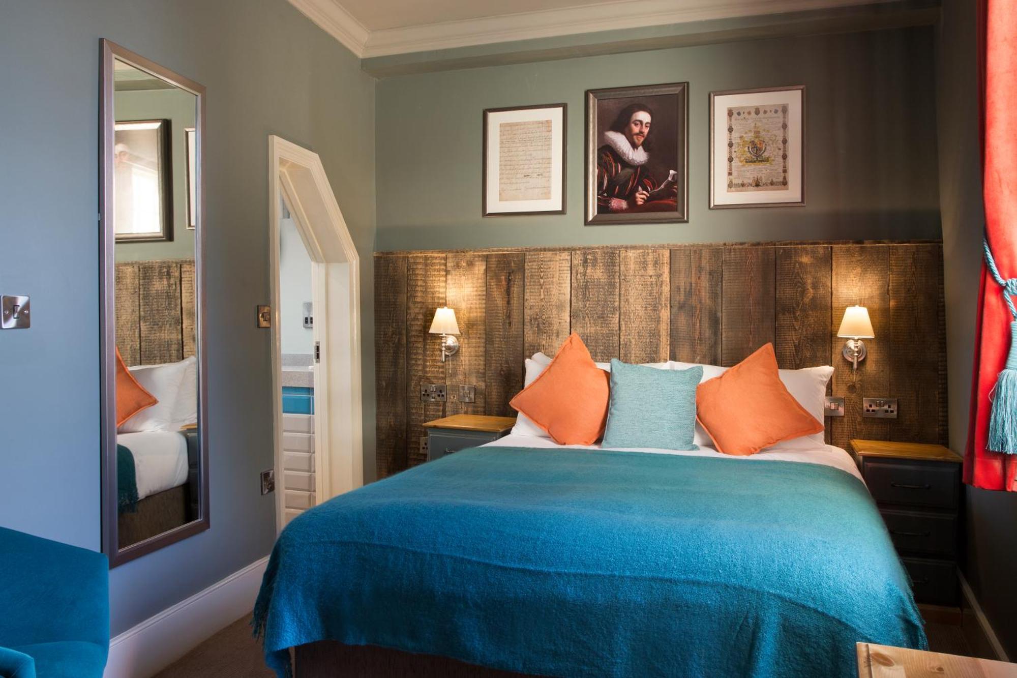 The Ostrich Inn Colnbrook London Heathrow Σλόουθ Δωμάτιο φωτογραφία