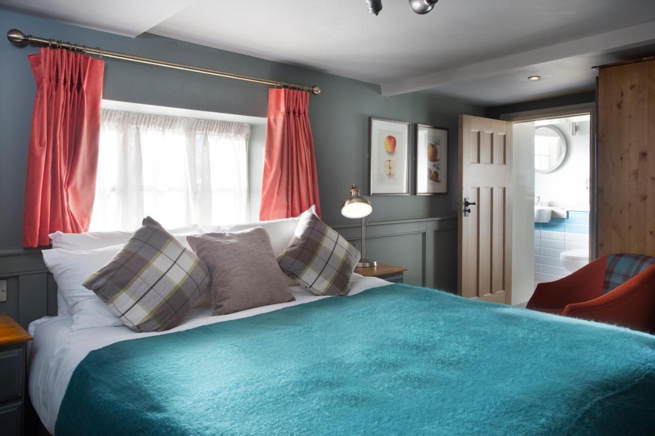 The Ostrich Inn Colnbrook London Heathrow Σλόουθ Εξωτερικό φωτογραφία
